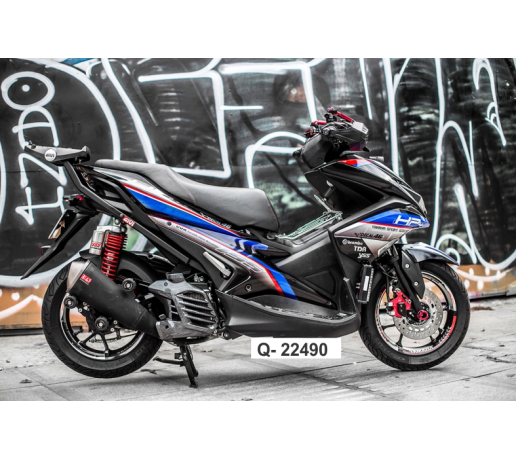 Q- 22490 NVX HP4 BMW XANH DEN
