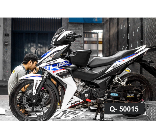 Q- 50015 WINNER HP4 TRANG XANH DEN
