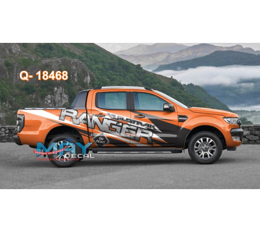 Q- 18468 RANGER WILDTRAK ON ROAD CAM DEN TRANG