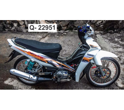 Q- 22951 SIRIUS CHI TRON SPORT EDITION CAM TRANG DEN