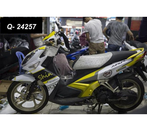 Q- 24257 NOUVO LX SHIN SC VANG TRANG DEN
