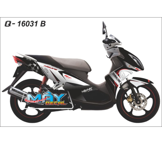Q 16031 B NO 4 den trang black white yamaha r1 champion